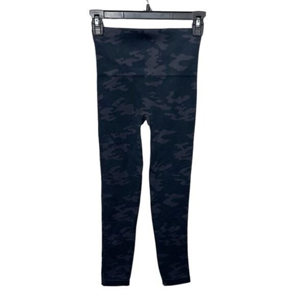 SPANX Look at Me Now High-Waisted Seamless Leggings in Black Camo Size S - Picture 7 of 14
